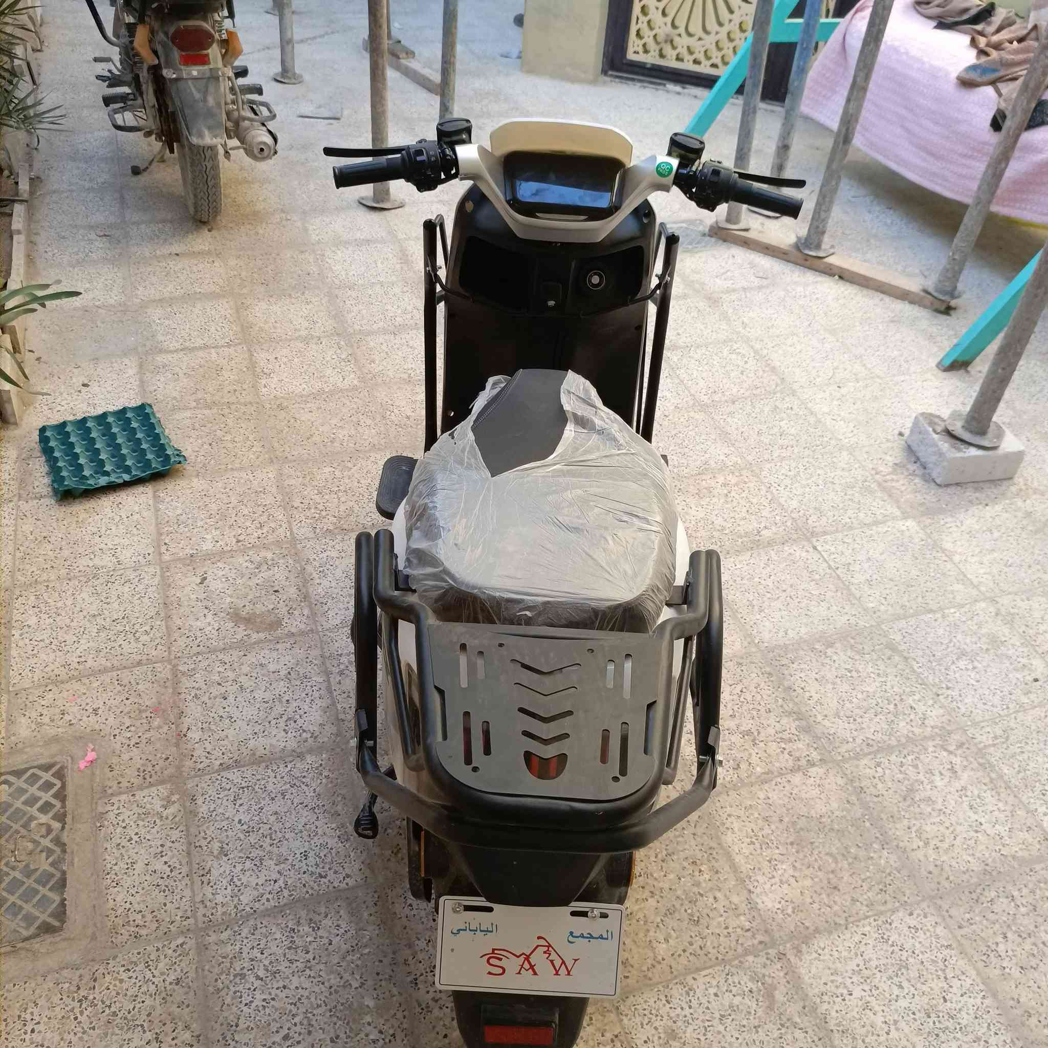 دراجة شحن البيع اصولي مكاتبه وكيل السعر 700بي مجال قليل الدراجه بيها ضرر بل كفر لامامي و جاملغ قليل شرط ما صار لها شهر طلعت من لوكيل بس بسبب لوكعه كفراتها اتضررن لهذه سبب البيع لاستفسار ***********
