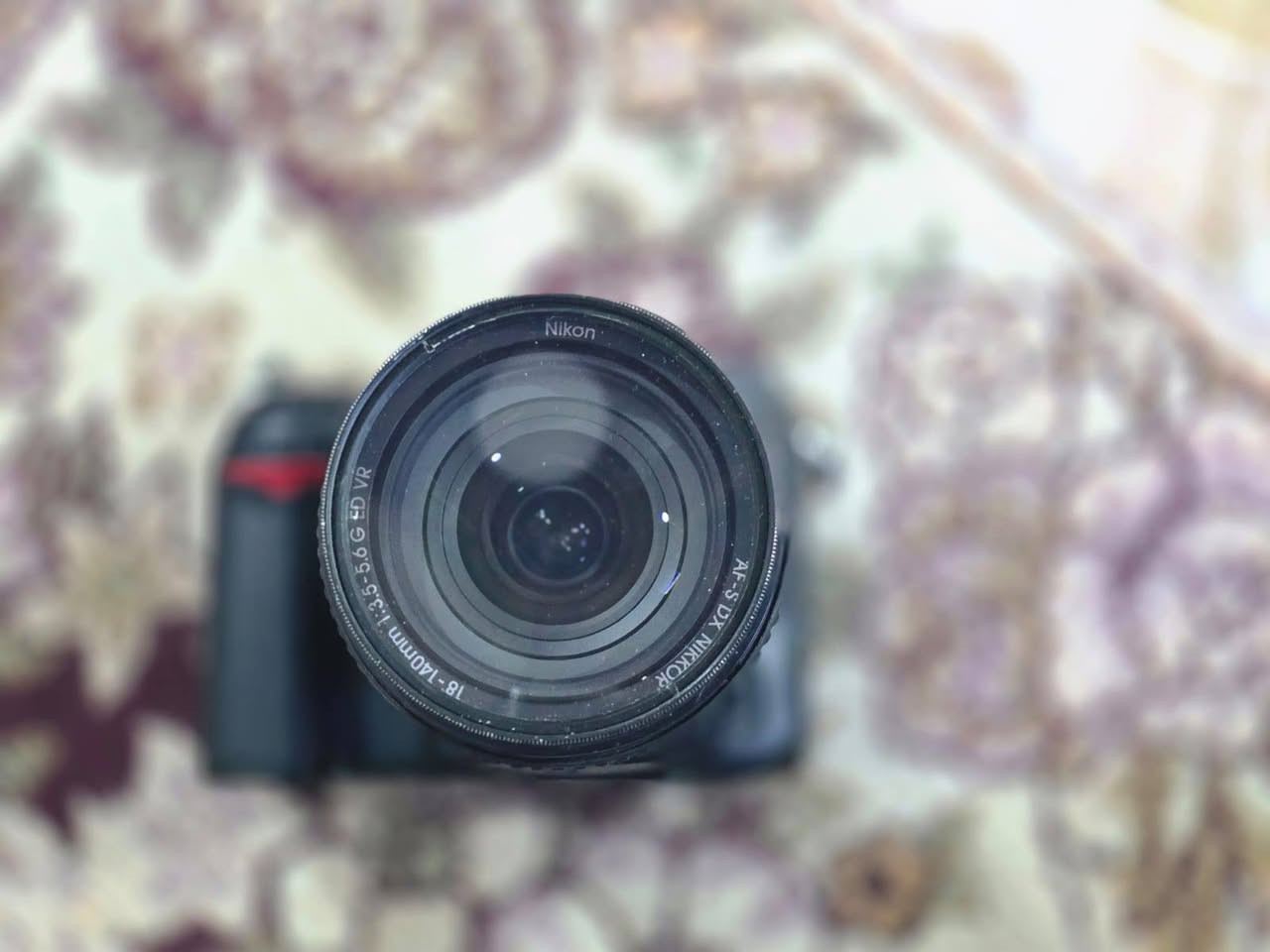 نيكون D7000
الكاميرا شغالة كل خلل مابيهه شرط الفحص
تفحص يلا تاخذ
الشتر واضح بالصورة
الاغراض
عدسة 140.18
شاحنة 
الواير
بطارية
السعر 425 الف دينار شامل اجور التوصيل
العنوان البصرة توصيل متوفر لكل المحافظات
للتواصل خاص او واتساب ***********
