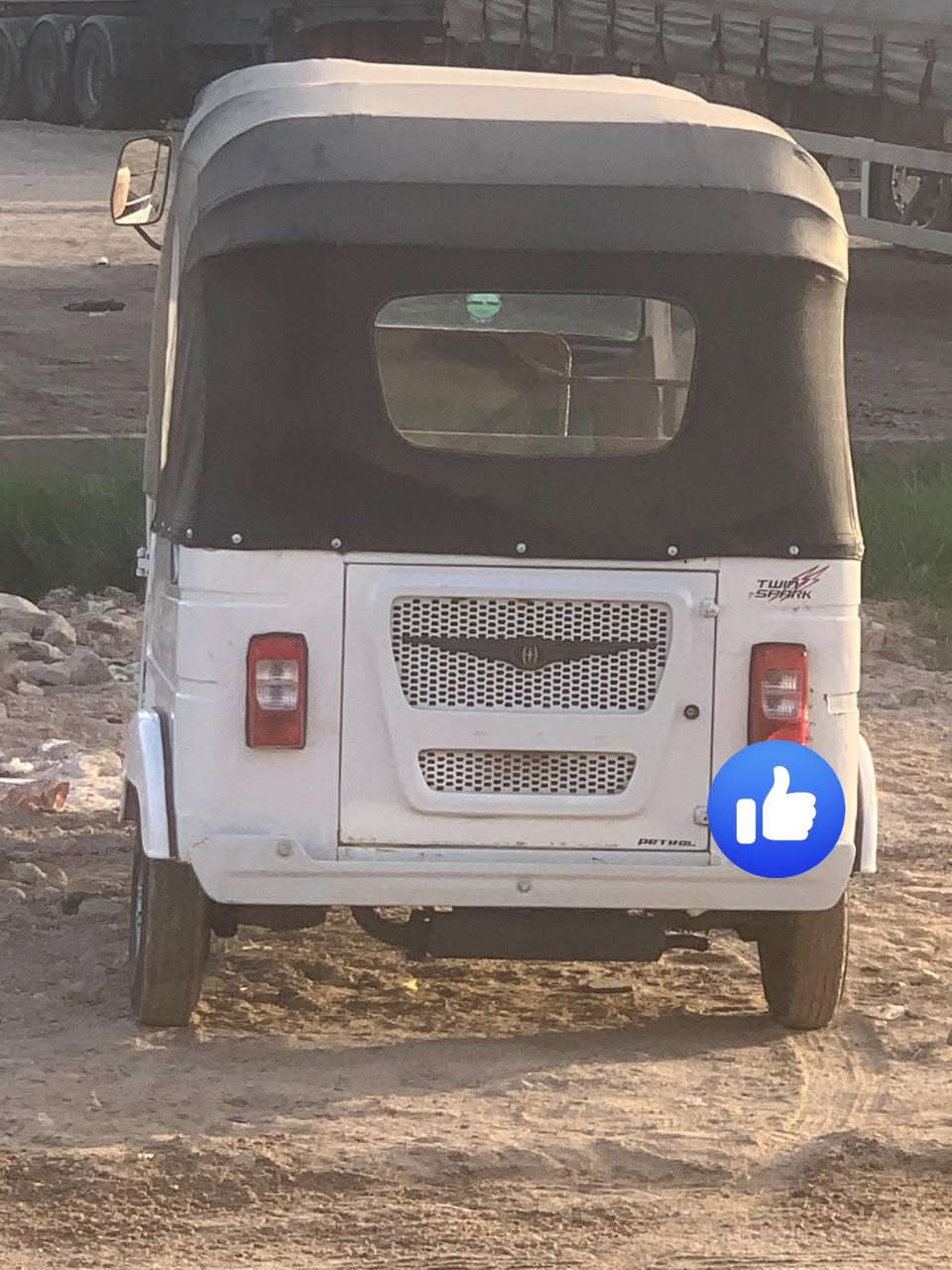 السلام عليكم تكتك باجاج موديل 2022 بشهر الثاني رقم وسنويه بأسمي تكتك مجفته ومبدل كلچات بديها نضيف حلو ما بي حادث قوي مجرد طخات بصيطه مكاني بصره كزيزه للاستفسار اكثر اتصل ***********
