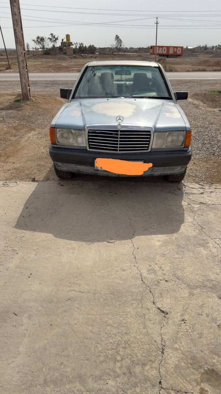 السلام وعليكم اخوان مارسدس 190 طيارين مودين1990 رقم اربيل دولي سنويه جديد محرك ونجي تحويل مباشر بدون صبغ هاي جلح بيهه واضح بصور محرك كيربشرط جديد لوك تايرات جديد صدر جديد مابيهه اي نقص مكاني ديالى سعره 45 مجالهه بسيط *********** تبريد ثلج جاهزة اخوان
