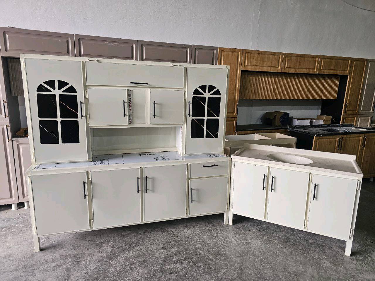 كاونتر ارضي وملحق مترين  مع  سنك متر و20 مرمر
💥 (المنيوم سوكي)💥

كاونتر مترين ارضي وملحق مع سنك متر و٢٠ مرمر . 

السعر 300 الف 

التوصيل 🚚🚚
بغداد داخل  مجاني

15 /اطراف  بغداد 

15//رمادي +فلوجه + كربلاء +بابل

25// مركز واسط  
50//أطراف واسط
25 /الديوانيه +النجف
35//ديالى
35/ السماوه+  الناصريه+  العماره + البصره