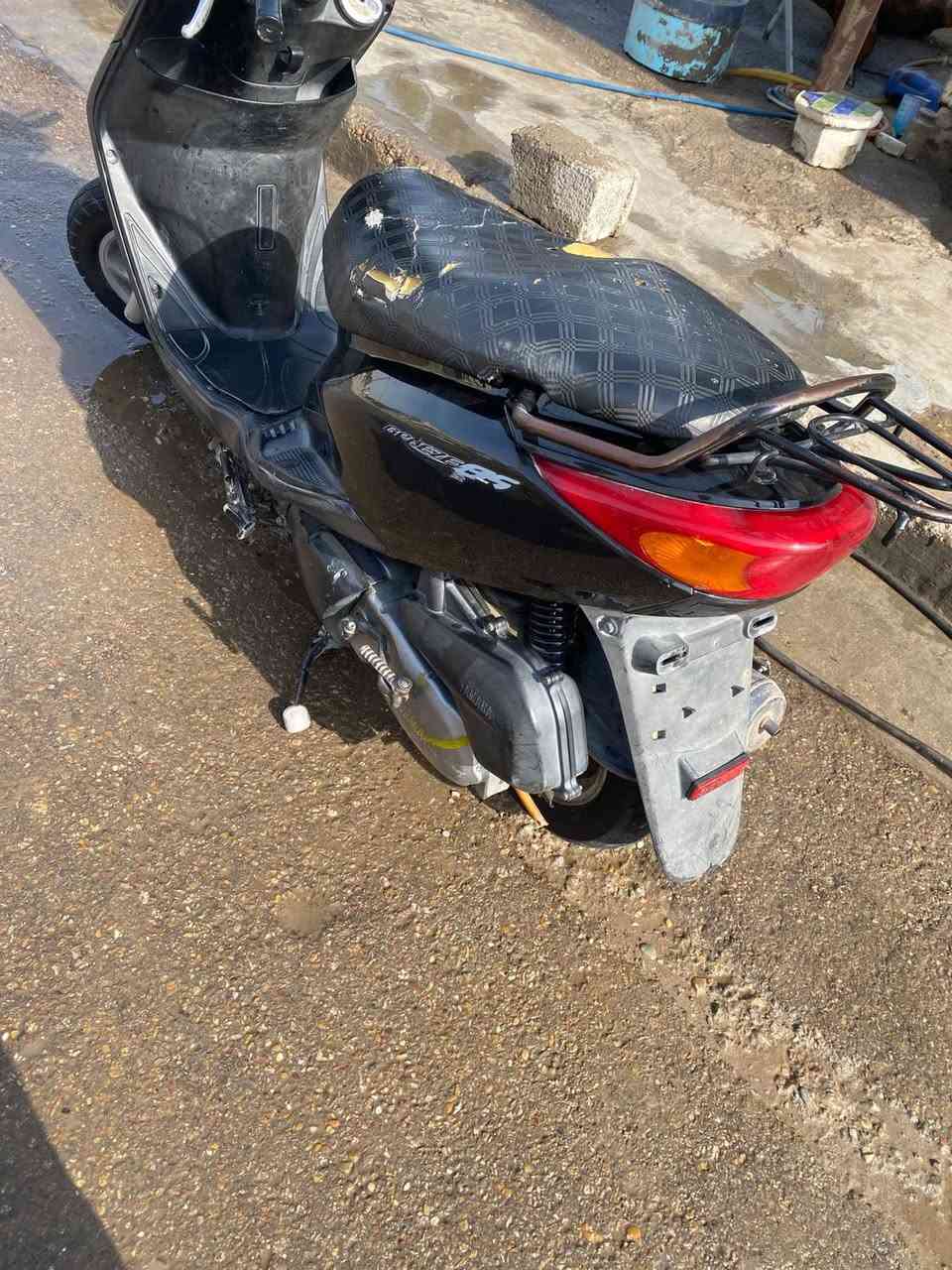 سلام وعليكم دراجه بريز للبيع  دراجه بلاديه مكينته بل جيس برغي ما مبدل بيهمكاني بغداد الدوره سعر950 وبيه مجال حك الجيه ***********
