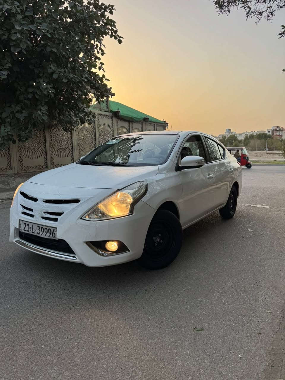 نيسان سني للبيع موديل 2024 مكفوله  كفاله عامه كير ومكينه وصدر امامي وخلفي على وضع الشركه تخم تاير جديد سبير مانازل ماشيه 15 مواصفات 4 جام كهربائي تبريد خلفي يدات ألمنيوم  اشاير بلمري شاشه كامره سنويه 29 تحويل مباشر السعر 115 الاستفسار على الرقم ***********  عنوان بغداد الرصافه
