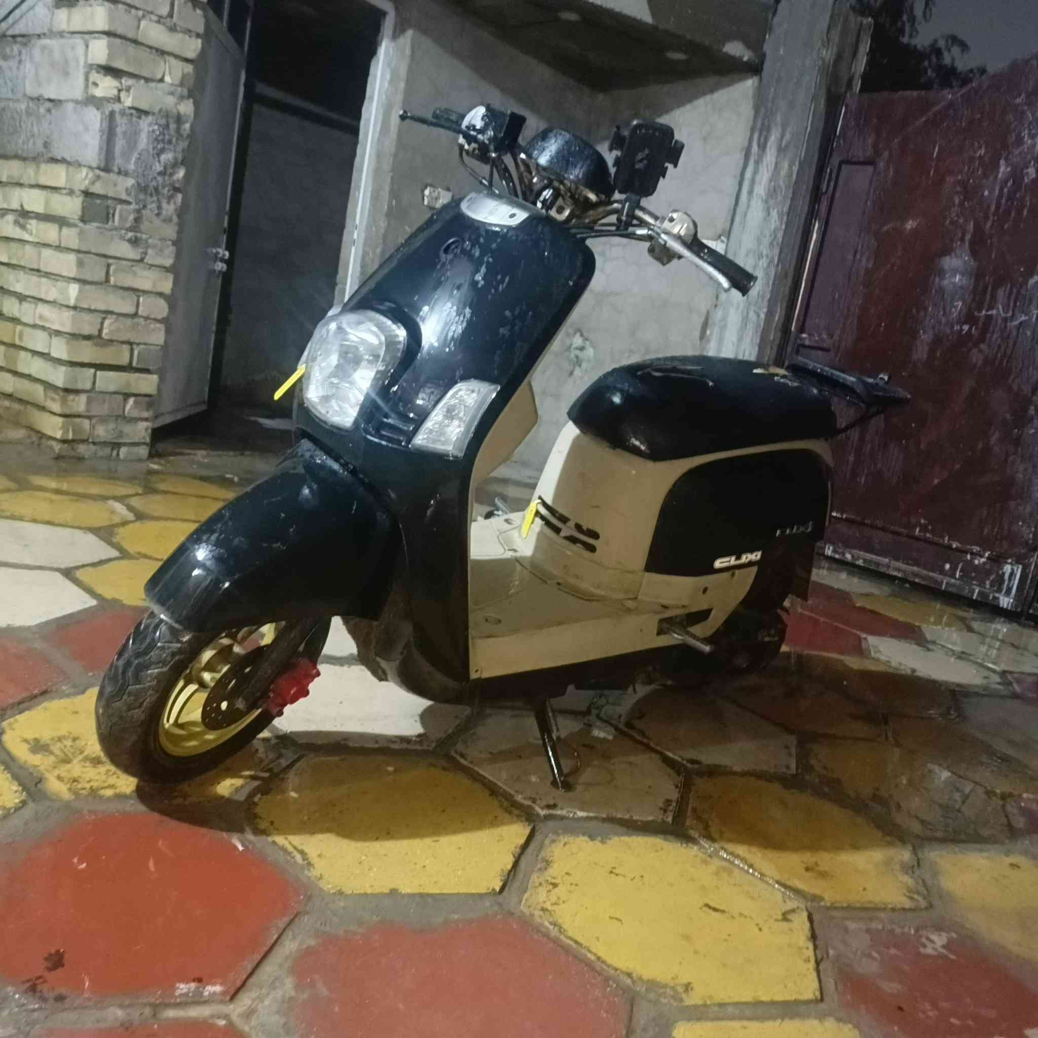 سلام عليكم
دراجه بوليسي كابريتر نضيفه برغي ما مفتوح بيه اخت ربمه سعره 600 وبيه مجال للطيبين او مراوس بيراني حسب قناعه ❤


**إذا كنت صاحب هذا الإعلان وتريد حذفه لأي سبب، رجاءا أرسل رسالة إلى الدعم الفني**