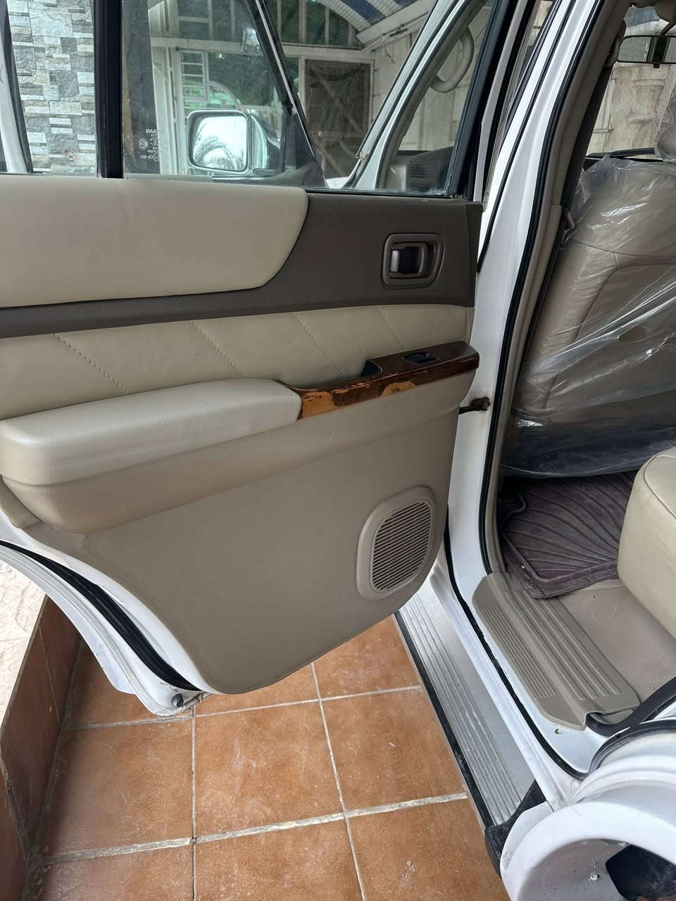 نيسان باترول سوبر سفاري فول     الميسان العماره هاتف السعر.140               ***********
