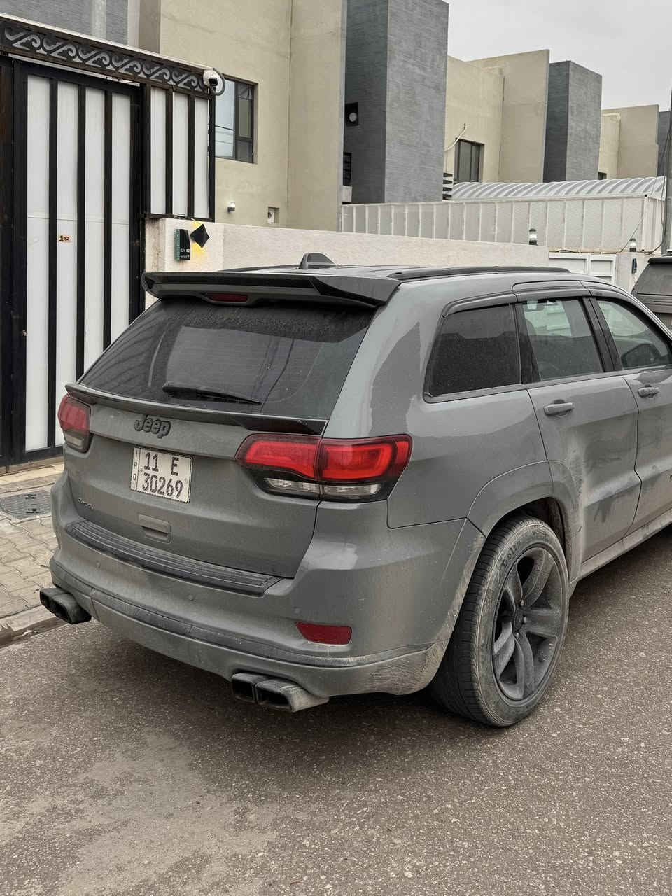 بيع  مناسبه جيب اوفر لاند ٢٠١٦ تغير لون الاصلي رصاصي فيلي
-محرك 3600 
-بانوراما
﻿خزن ميموري
﻿﻿كشنات كهرباء
﻿كشنات تدفئه تبريد
﻿ستيرن كهرباء + تدفئه
﻿مري قلاب +شفط
﻿صندوك كهرباء
﻿شفتات ستيرين
﻿السياره حادثها  جاملغ عكس السايق وبنيد   والسياره مصبوغه عام تغير لون   محدث كت كامل مال Srt حتى الوياله رقمها بغداد الجديد  سنويه لل٣١ مكاني نجف  السعر ١٦٥ وبيها مجال السيارة نصبتها كلش حلوه بالعافية على الي ياخذها 
***********
