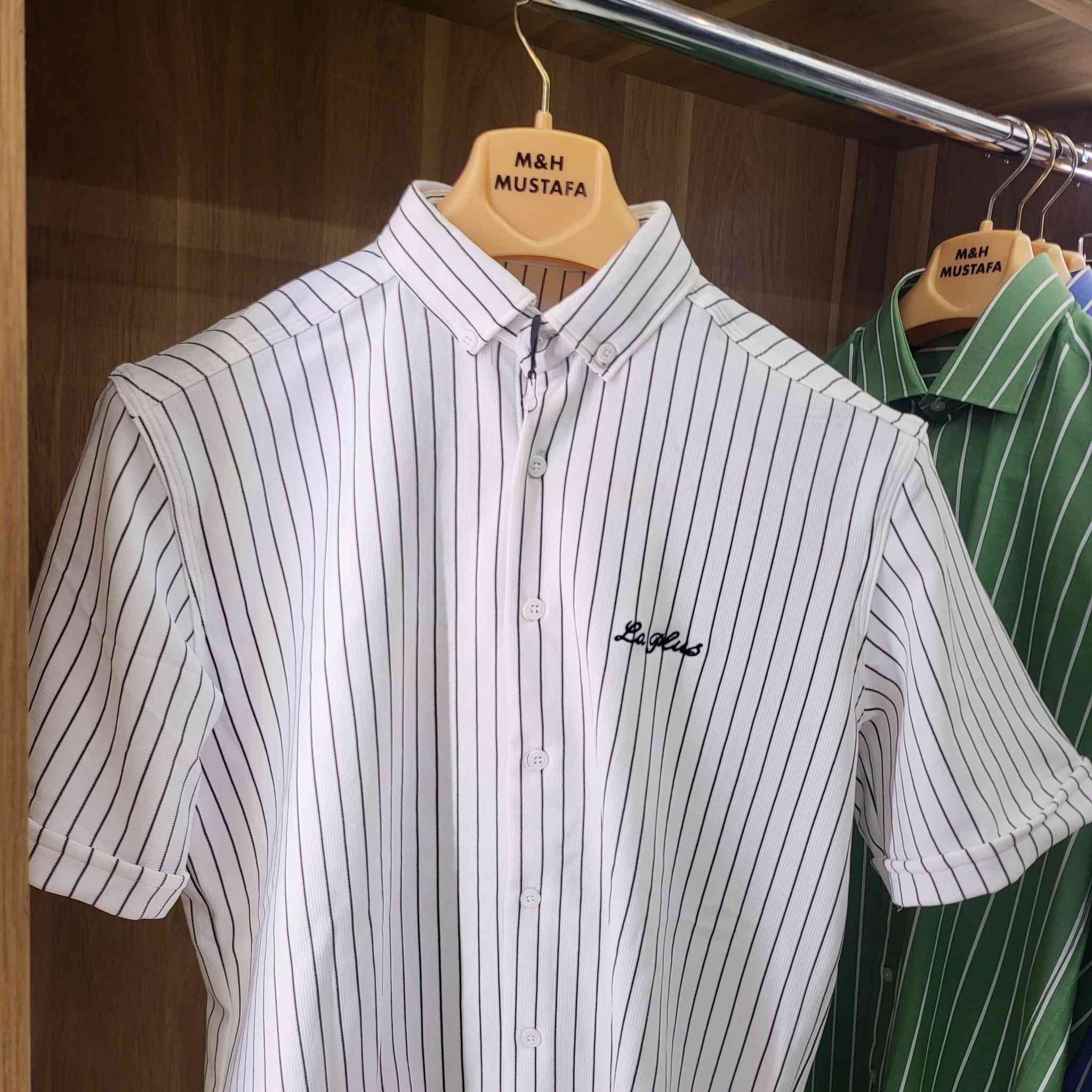 مصطفى أوسكار
توفير قميص نص ردن مقلم ست الوان جميل جدا بسعر مناسب
العنوان / الحمزه الشرقي / فلكة الجبور / شارع الأطباء / مجاور أفران ابو لواء
للتواصل / ***********
