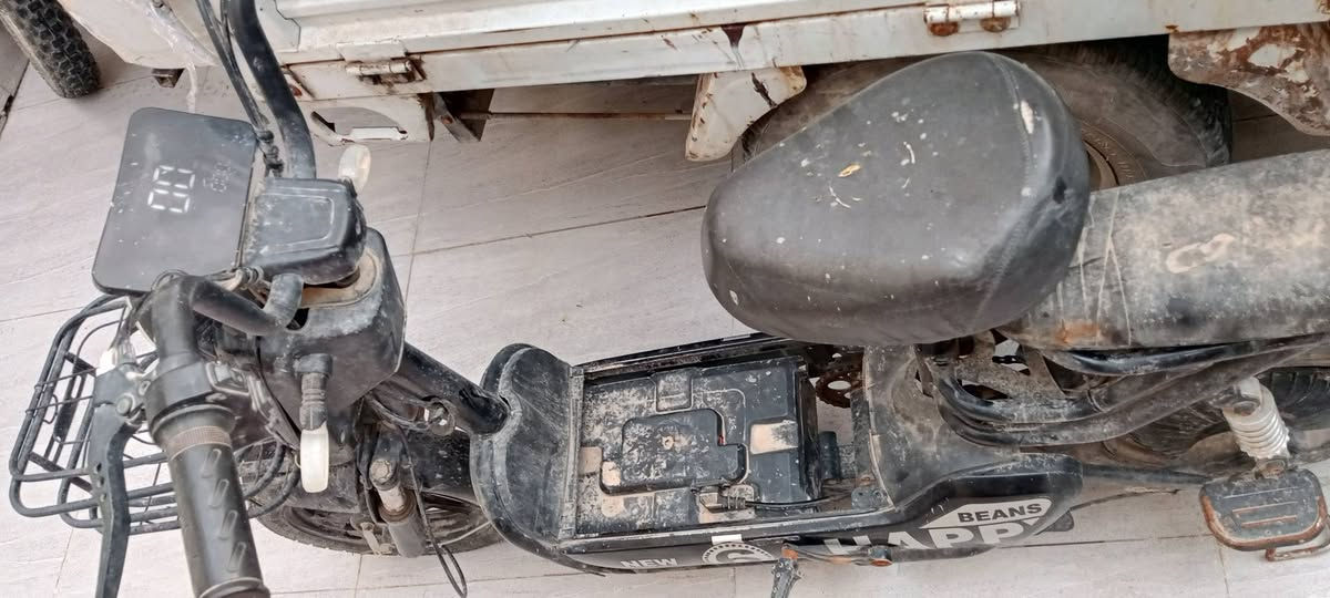 بايسكل شحن بدون شاحنه ابيعه ع حاله جف تراب الشراري يتصل***********
