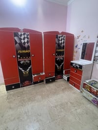 غرفة أطفال • نظيفة • عيب بسيط