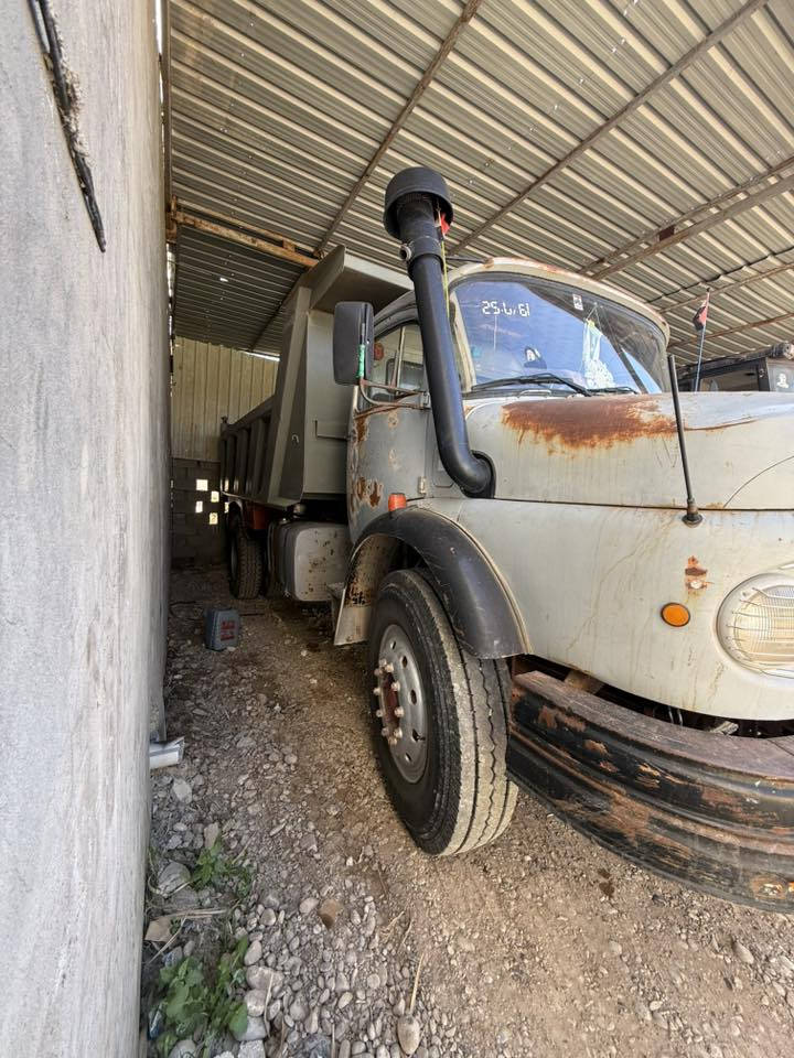 سلام عليكم اقجم للبيع كامل من كلشي مكفول السعر ٣٨ وبي مجال رقم بغداد بسمي
***********
