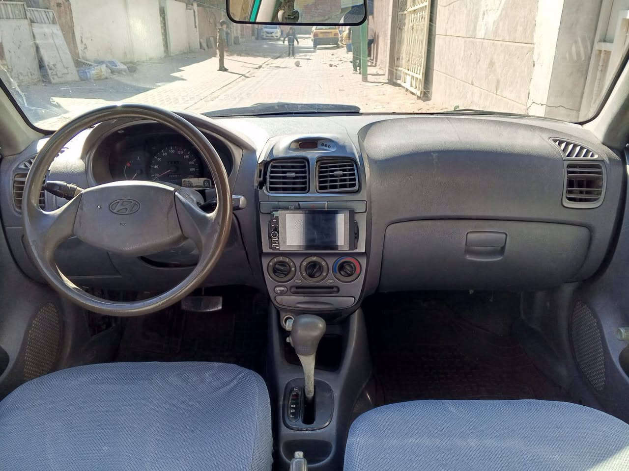 السلام عليكم فيرنا اكسنت موديل ٢٠٠٠ للبيع 45 ورقه بغداد انكليزي بسمي هزه جديده محرك جيد كيراوتوماتك تمام صدر جيد كهربائيات كلها شغاله تخم تاير جديد ويل كب تبريد عاطل معمر خياسات الكشر شوفه العين مكانها بغداد الشرطه الخامسه رقم ***********
