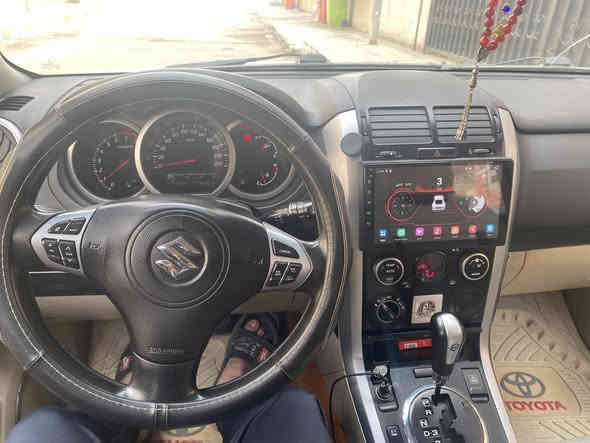 السلام عليكم فيتارا 2016 خليجي مكينه 2400 مكفوله صبغ فقط دعاميه وبارد بلباب الخلفي ماشه 157 الف رقم ديالى مشروع وطني رقم الهاتف***********السعر 110 وبيه مجال
