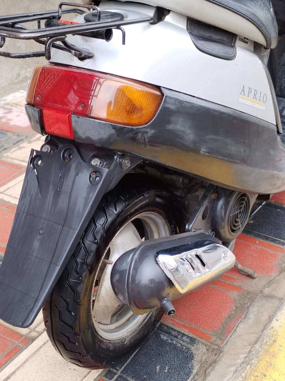 السلام عليكم
دراجة بتره جديدة للبيع جاهزة نكره سلف كلشي بيه شغال ما بيها اي نقص مكينة جديدة ما مفتوح بيها برغي شرط الفحص 
#المكان (ذي قار /الحبوبي)📍
السعر (750)ألف وبيه مجال قليل للشراي
الشراي يراسلني خاص الموشراي ليتعبني التواصل... #خاص


**إذا كنت صاحب هذا الإعلان وتريد حذفه لأي سبب، رجاءا أرسل رسالة إلى الدعم الفني**