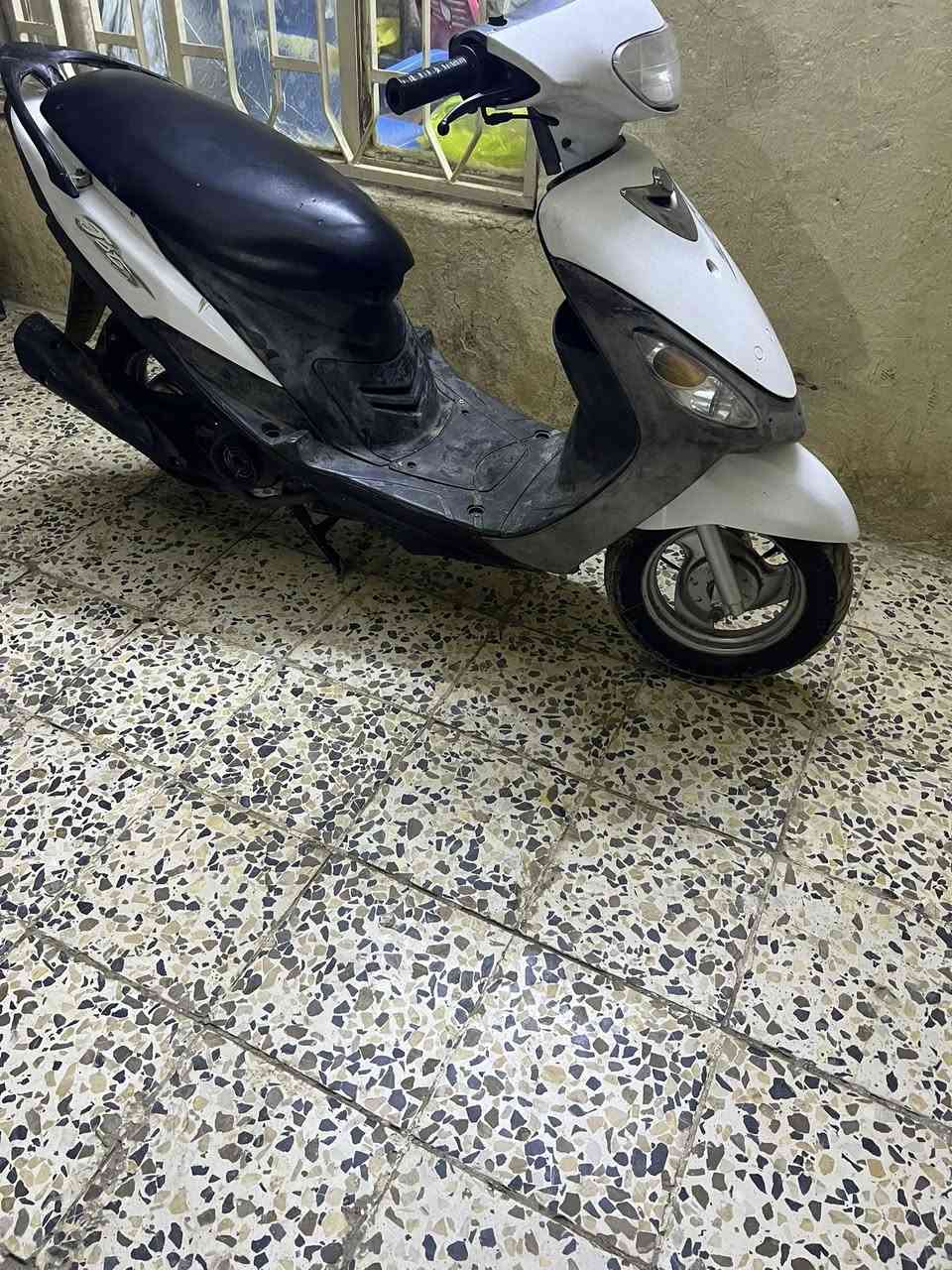 السلام عليكم ماكس منغولي البيع شغاله وكامله سعر 300وبيه مجال بصيط كلش مكان بابل الحمزه الغربي ***********
