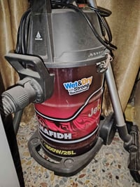 مكنسة كهربائية • جديدة • مكان الشعب