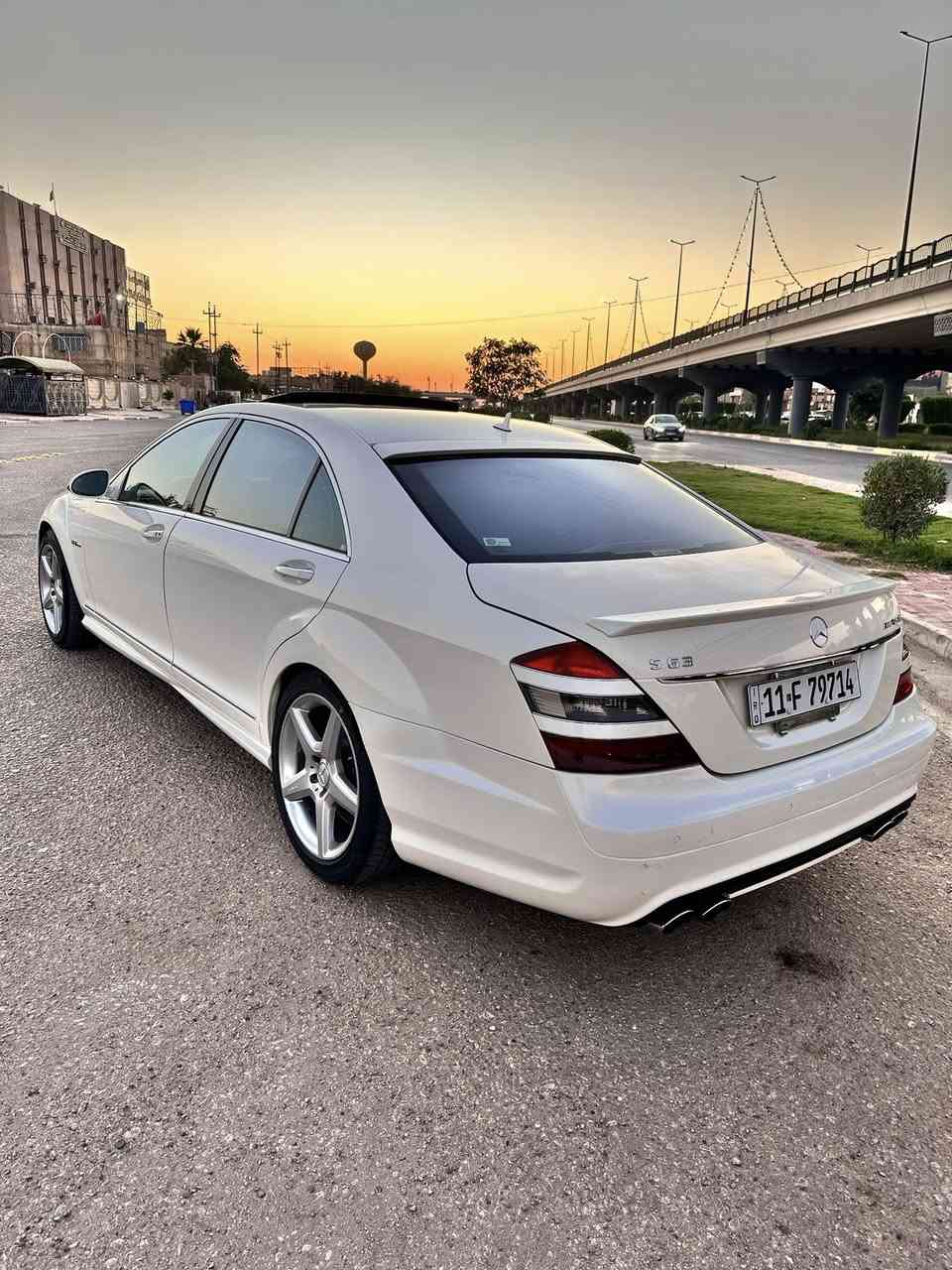 ياالله للبيع فقط 
لعشاق الفخامة والتميز
تريد شي مميز ورخيص توكل
S63 اصل وفصل
موديل 2008 وارد يابان بيها قطعتين صبغ بدون داخل
السياره AMG اصل وبيها نصبه تخبل
رقم بغداد دولي 
محرك بلاد 6300
ماشيه 121 الف كيلو
السياره جاهزه بدون اي نقص وكل اوبشناتها شغالة
وبدون اي مسج
كشنات 4 كهرباء وخزن وتبريد وتدفئة 
بيبان شفط
تبريد ثلج ❄️ منضومة جديده
جنطه كهرباء
ناضور ليلي كروز سرعه
دبلات هيدروليك شغاله 
تحكم ستيرن كأمره خلفيه 
حساسات امامي وخلفي
حداديه امامي وخلفي جديده 
تخم تاير جديد ستوني شاده
مكينه وكير جدد 
كهربائيات كله شغاله وبدون نقص
تجاوي كهرباء كشنات مساج
بصمة أبواب 4 دخول ذكي
گزوز AMG وبيها صوت يخبل رعب بلاد
فجوج بريك AMG 
وبعد هواي بيها مواصفات 
السعر 198$ وبيها مجال بسيط جدا مكاني كربلاء المقدسة 
***********
