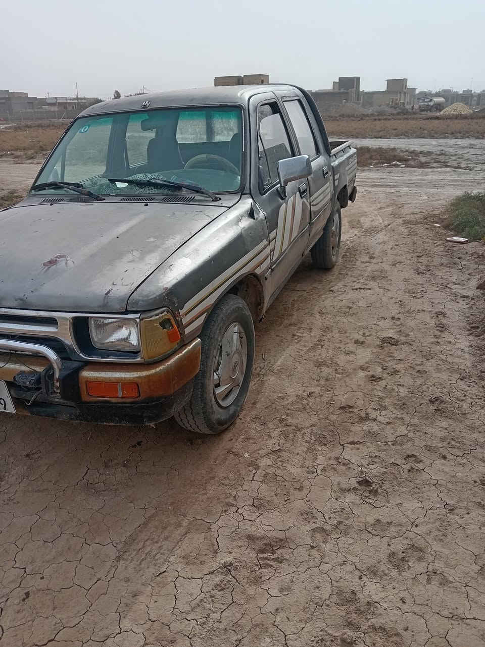 من رخصت ادمن بيكم موديل ٩٣ رقم ذي قار انكليزي تحويل مباشر سعر ٤٠ وبي مجال عنوان دوانيه البدير رقم ***********
