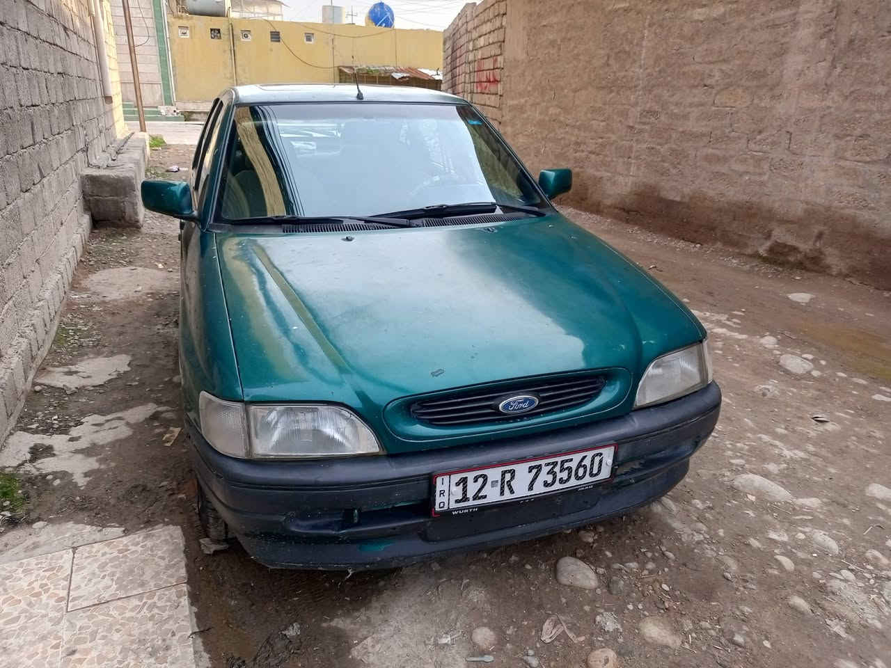 فورد 94 رقم جديد بسمي وكوبون بانزين جاهزة محرك تك السعر 24 وبيها مجال ***********
