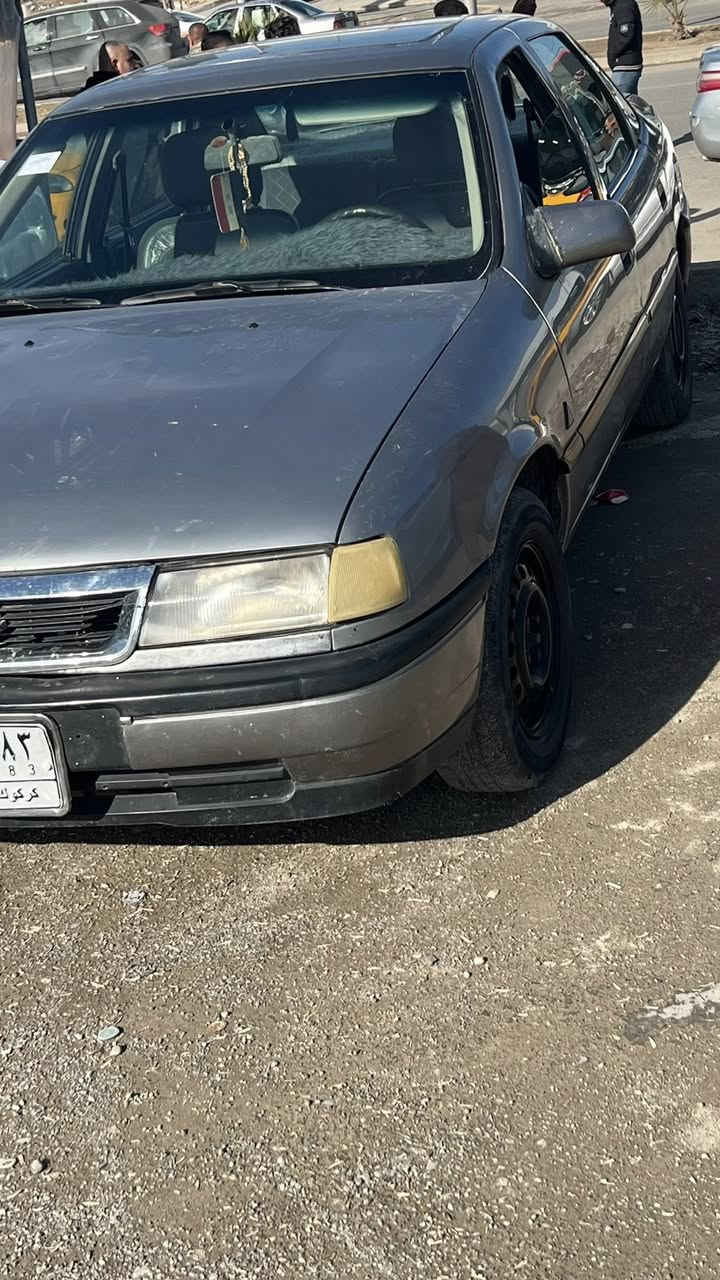 اوبل فكترا 1990للبيع
حجم 18كير عادي سنويه ساقطه 
دفتر بانزين بيها 
السعر 38وبيها مجال 
الاتصال عل 
***********
***********
