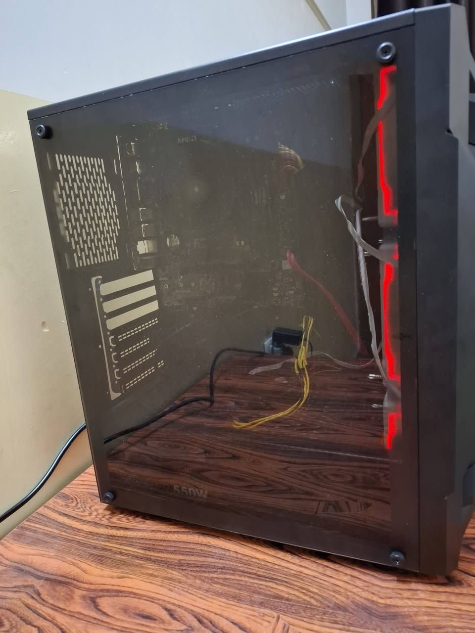 تجميعة+شاشة للبيع
مواصفات التجميعة:
معالج/ ryzen 3400g
مذربورد/B450
الرام/16GB DDR4
التخزين/١٢٠GB SSD
باور سبلاي/ 550W +80
الكيس/كيس ryujinx مع ٣ مراوح ARGB مع هاب تحكم كامل يقبل ٨ مراوح
التجميعة وياها هدية ماوس و كيبورد وايرلس+قطعة wifi خارجية
مواصفات الشاشة:
الدقة 1080×1920
100hz هرتزية
ips بانل
عمق الوان 10 bit
سرعة استجابة 1ms
وياها الستاند مالتها و كامل غراضها والكارتونة والشاشة مستخدمة شهر فقط
سعرها كلها 350 الف قفل 🔒 بدون عملة
فقط تجميعة 250 الف قفل 🔒 بدون عملة
مكاني بغداد حي الجامعة و توصيل ما عندي 
***********
