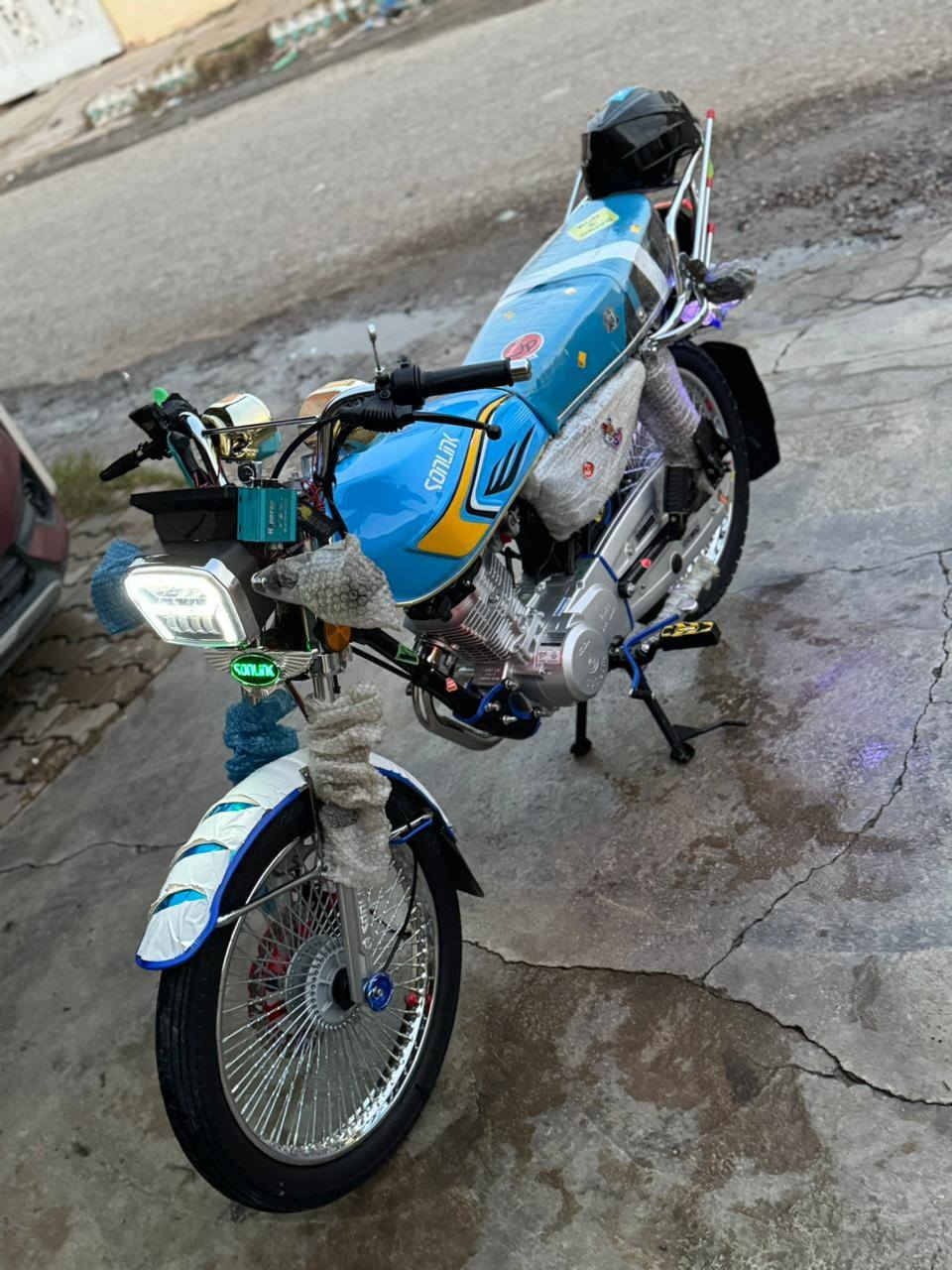 سلام عليكم تايكر خمس نمر موديل 2025 تراجه نضيفه وتجي تفحص عله اي مصلح التريده الدراجه مجنبزه ومابه اي عيب بس يحتاجله خيال ودراجه لاه مشتغله دلفري وله شي والسعر خاص ولمو شراي لاه يطبلي خاص وليكسر بيه يعبر المنشور ورقم ***********
