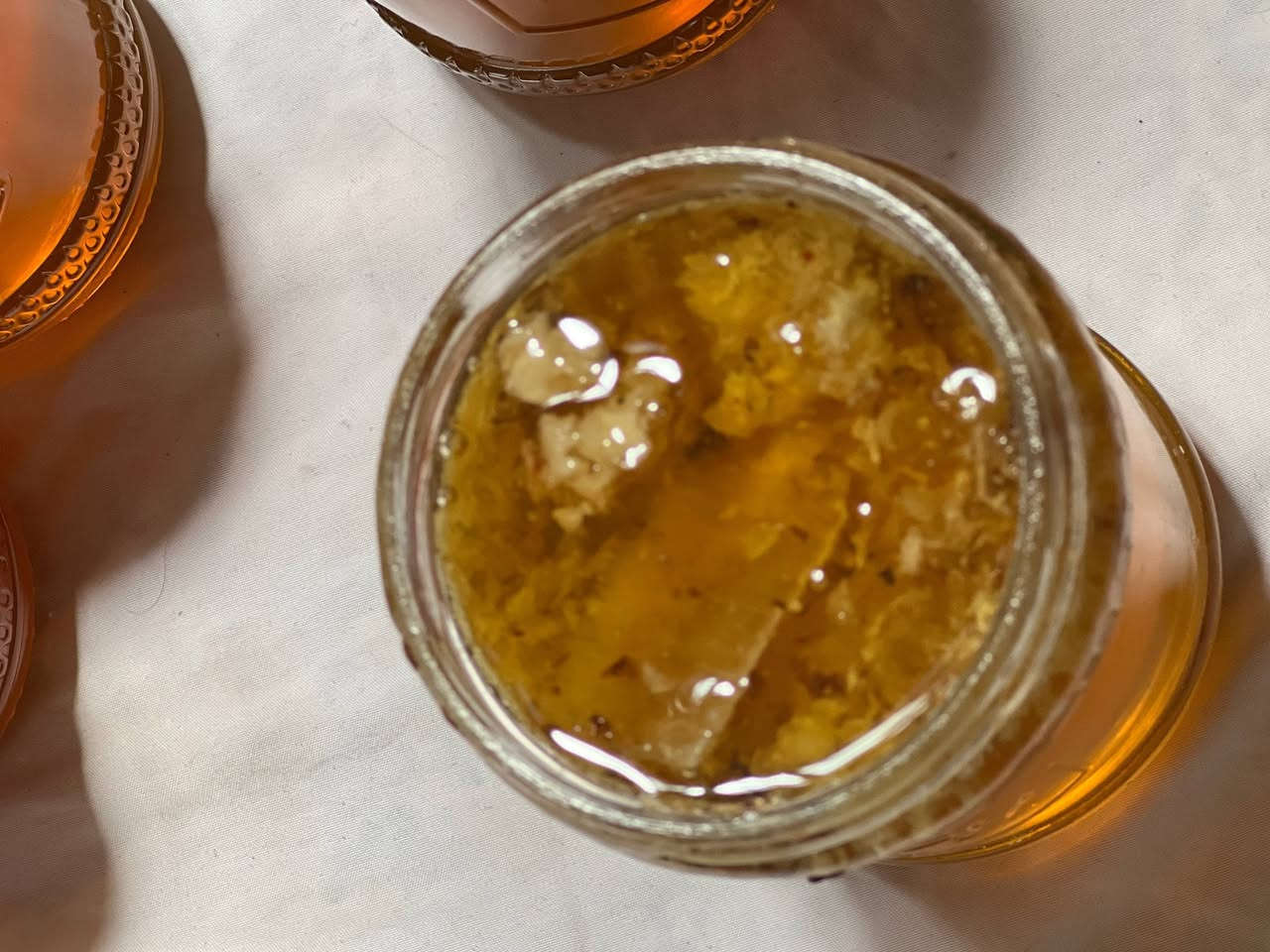 عسل نحل طبيعي 100% 🍯
متوفر الآن 🍯

إذا كنت تبحث عن عسل طبيعي بطعمه الأصلي وجودته العالية، فلدينا ما يناسبك.

✅ عسل نحل طبيعي. 
✅ جودة ممتازة وطعم مميز. 
✅ مناسب للاستخدام اليومي . 
✅ متوفر بكميات مختلفة حسب الطلب.

سعر الكيلو 30 الف 
مكاني كربلاء المقدسة 
📦 يوجد توصيل  (حسب المنطقة). 

📩 للحجز أو الاستفسار مراسله الصفحه.


**إذا كنت صاحب هذا الإعلان وتريد حذفه لأي سبب، رجاءا أرسل رسالة إلى الدعم الفني**