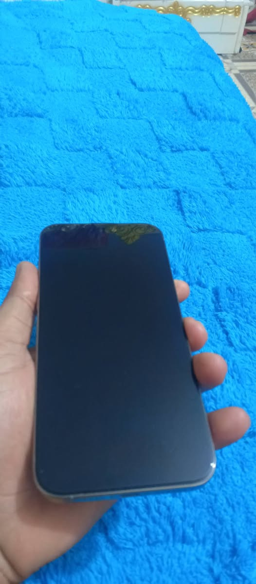 سلام عليكم 15برو ماكس عربي شرق اوصط البيع بطاريته 90جهاز نضيف جدان جدان جدان زلغ مابي السعر مليون او50مكانه الكاظمية ***********
