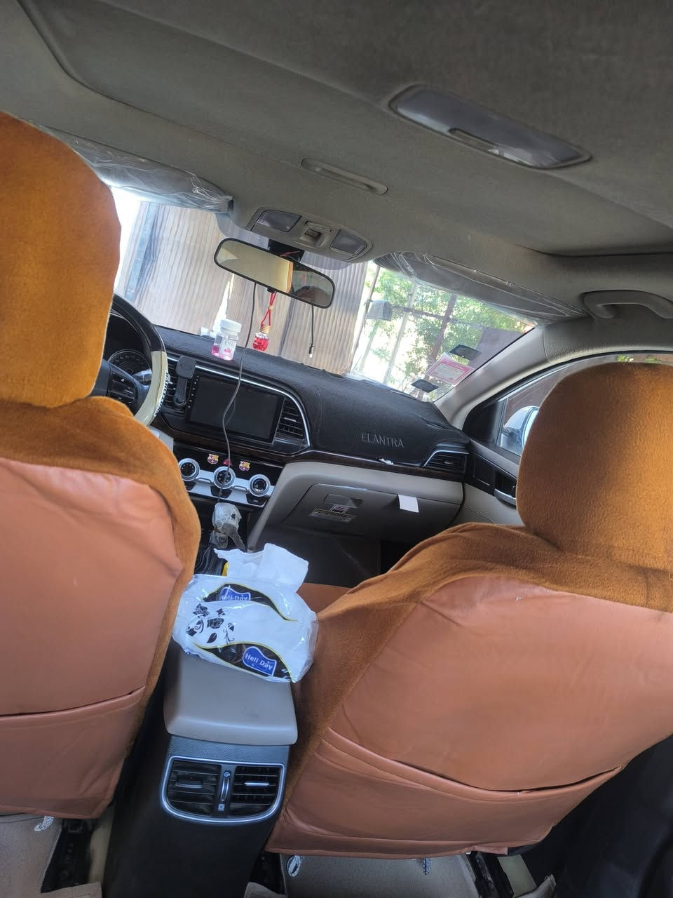 النترا للبيع موديل 2019 شكل ال 20 فول مواصفات حساس امامي خلفي شغال السياره جاهزه للاخير وماشيه 88 السنويه جديده بال 29 رقم بغداد العنوان ديالى بعقوبه عارضيها ب 65 وبيها مجال للطيبين *********** واللي عنده اولتما مراوس حسب القناعه موديل 25 23 24 اراوس
