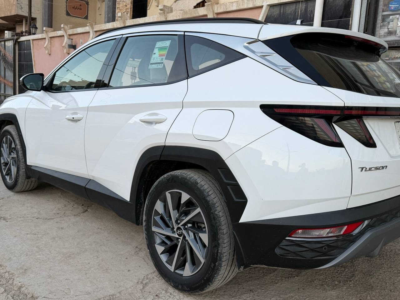 توسان 2023 كفاله سياره ماعده خدوش كلش بسيطه داخل جلد بلادي سحب شركه
سياره ماشيه ٥٠ 
للاستفسار اكثر ‭٠٧٧١ ٨٩٩ ٠٣٥٤‬

اني مكلف بلنشر 👍🏻🩷
