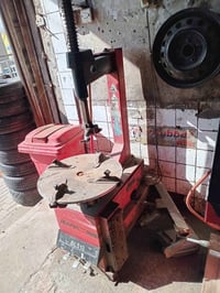 خاله للبيع مستعمله كلها شغاله بس قشرها شويه بخياس150الف بغداد الشعب077...