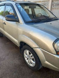 توسان موديل ٢٠٠٩ رقم بغداد دولي السياره مكفوله ما عدا شبرين بالجاملغ ا...