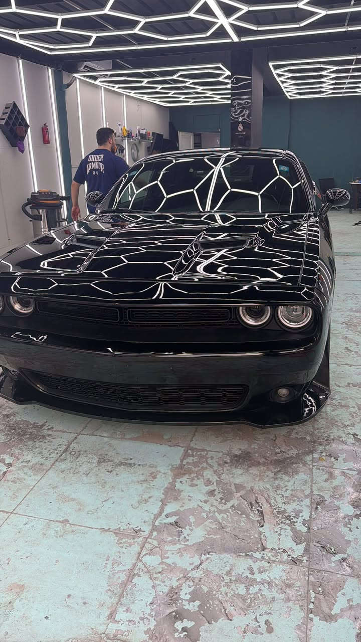 Sxt 22
ماشيه ٨٤ مطلوب مراوس ويا كي فايف 
محرك ٣٦٠٠ 
بصمه تشغيل عن بعد 
عليه كتات 
منضومه لايتات زينون 
للتواصل خاص


**إذا كنت صاحب هذا الإعلان وتريد حذفه لأي سبب، رجاءا أرسل رسالة إلى الدعم الفني**