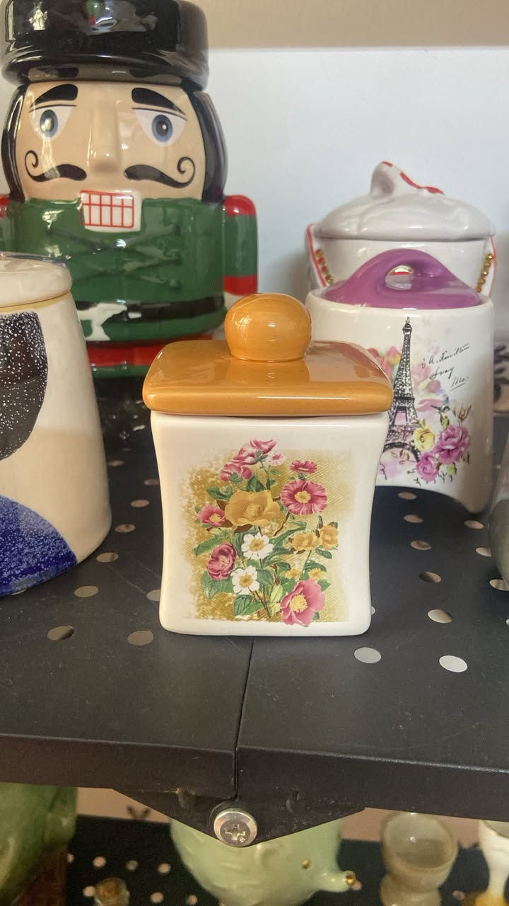 للبيع المفرد توصيل جميع محافظات ٥ الاف


**إذا كنت صاحب هذا الإعلان وتريد حذفه لأي سبب، رجاءا أرسل رسالة إلى الدعم الفني**