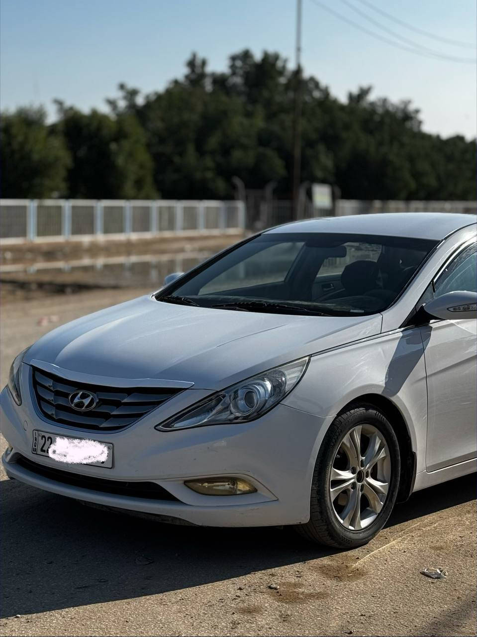 السلام عليكم سوناتا 2012 خليجي كفاله عامه ( عدى شكم شخط بارد ) السياره مكفوله مِن اي ضربه نهائي سونار موجود
سنويه ب اسمي تحويل وكاله 
مواصفات: 
تخم تاير جديد قبل اسبوع شاده 
تبريد قطعتين 
محرك دوش ٢٤٠٠ 
شفتات ستيرن 
شاشه 
كامره 
حساسات 
مري شفط 
سعر ١٢٠ 
تواصل : ***********
