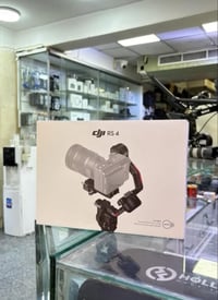 رونن DJI RS4 • مستعمل • مع ملحقاته