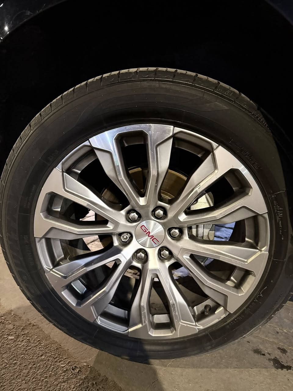 سلام عليكم ورحمة الله وبركاته
جمس دينالي موديل 2021للبيع 
سيارة خليجي وكالة منصور
سيارة فول موصفات 
بوروما 
وشاشاتعدد3
3قطع تبريد 
كشنات كهرباءوتبريد وتدفئة
تحكمات ستيرن 
وجوبلسات جكات سيارة تعاة وتنصة 
محرك ثمانية سلندر ستة وميتن 
وباقي موصفات دينالي معروفة سيارة كفالة رقم اربيل مكاني بغداد للستفسار ***********
