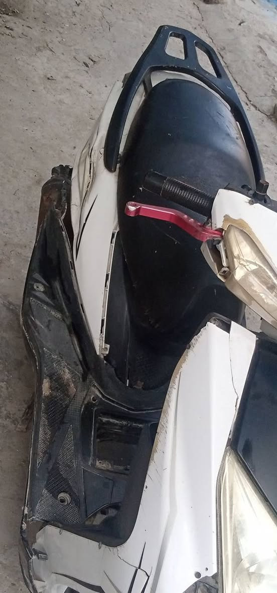 اسلام عليكم دراجه للبيع سكنس دراجه كامه وشغاله ومكينتهه خرسه وخير من الله شغاله اشاير ولايت وهورن وسلف بس ضفيرتها عوفزهه ترتيب دراجه كلشي ما عوزهه شغل وطع الشراي يجي خاص مكاني الناصريه السكان السعر 170 وبيهه مجال هاذا رقمي ***********
