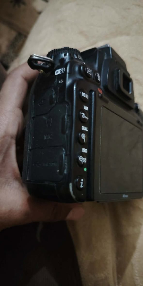 كامره نيكون 750D بدي للبيع
نضافه 90‎%‎

بدي وبطاريه وشاحنه وكيبل ناقل 

رايدها ب600 

مكاني بغداد مدينه الصدر


**إذا كنت صاحب هذا الإعلان وتريد حذفه لأي سبب، رجاءا أرسل رسالة إلى الدعم الفني**