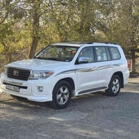 لاندكروزر GXR • ٢٠٠٨ • ١٩٧٠٠٠ كم