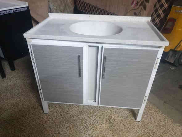 تنزيلات المتر ونص مرمر ١١٠ ولمتر ب ١٠٠ بيع ومراوس استفسار اكثر خاص او *********** عمارة
