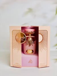 عطر هيا • لطافة • نسائي زهري