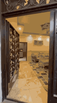 للئيجار شقة مفروشة بلمنصور خلف مول المنصور ب900$مع الانترنت والكهرباء مفتوح 24ساعة للئستفسار الاتصال بالرقم ***********
