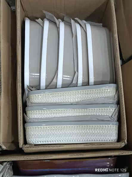 بايركس قوالب حراري 
احجام كبيره ووسط 
كارتون طابقين 
سعر الكارتون 40 وتوصيل مجاني 
للحجز مراسله الخاص او واتساب *********** 
عنوان صلاح الدين قضاء الدور 
متوفر توصيل لكل المحافظات
