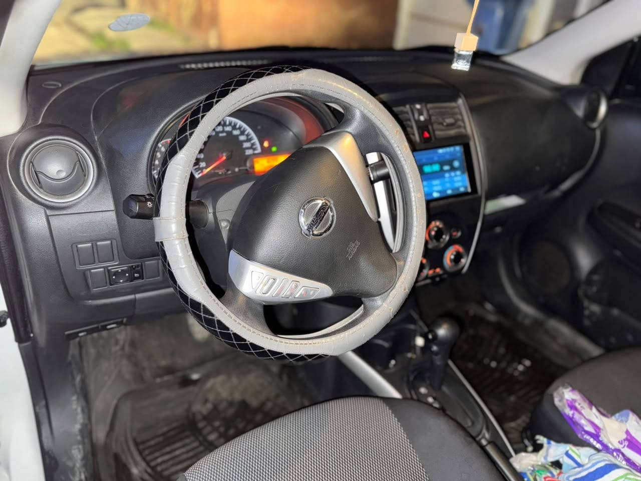 صني نيسان موديل 23 مصري
ماشية 60الف 
رقم اربيل 
مكفولة عده ظربة كلش خفيفه بالدعامية الخلفية موضحه بالصور 
مكانها بغداد الشعب 
السعر 120 وبيها مجال بسيط رقم تلفون ***********
 غير متواجد ع الفيس مكلف بنشر
