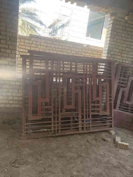 شبابيك وبيبان سعر شباك ١٥٠ 
مكان كربلاء حي الامامين 
***********
