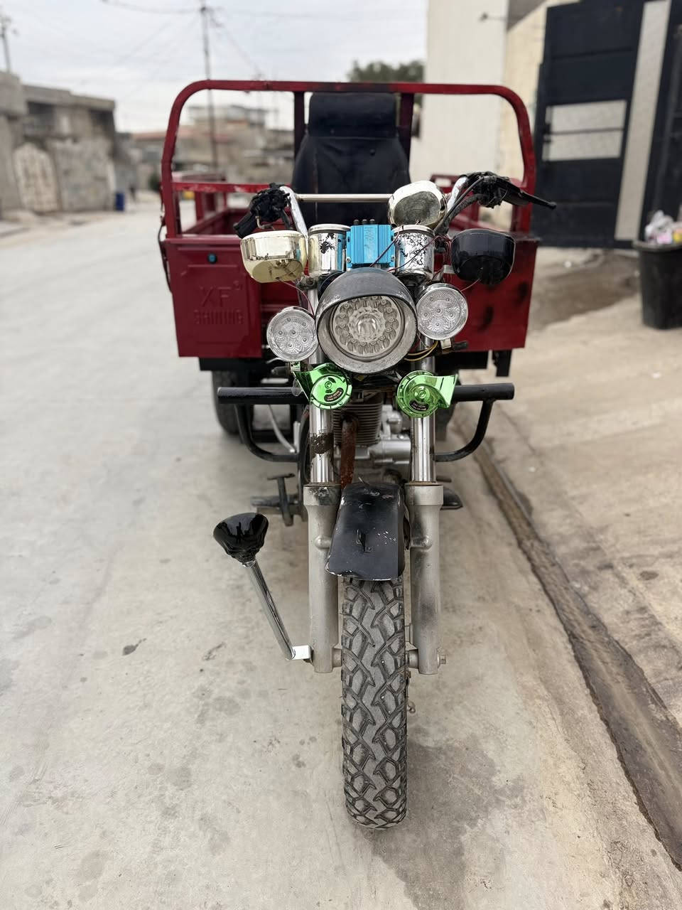 ستوته موديل 20 محرك 23اقوه محرك شاخون محرك برغي مامفتوح منا وركبه كله بشرط كهربائيات كله شغال نكره سلف نثيه بس مال شغل الستوته احطله بطل بانزين تكفني يومين سعر 900 وبي مجال 
***********
