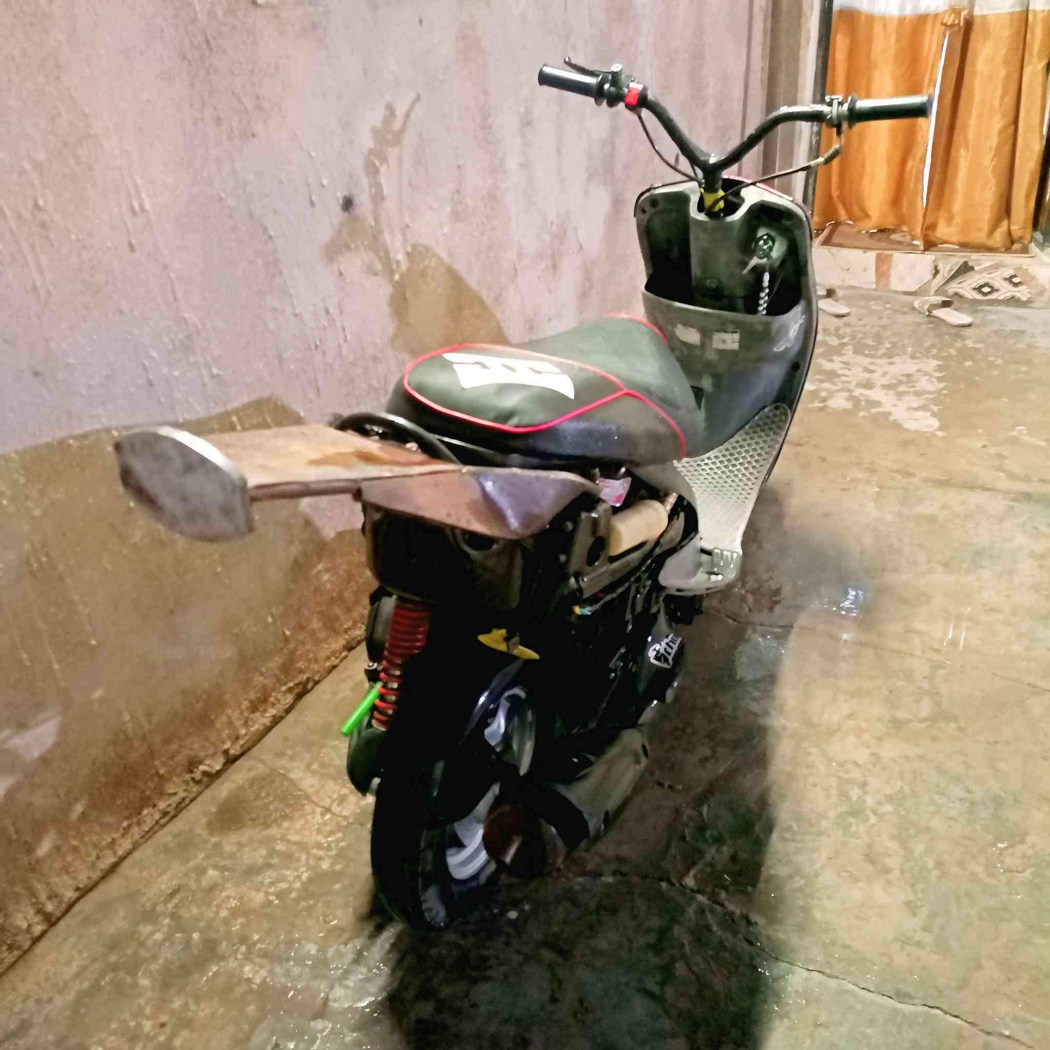 دراجه لبيع ما مفتوحه ناعمه دراجه بلادي 49 سعر 500 لمو شراي لا يتصل رقم *********** تواصل على رقم مكان بصره زبير
