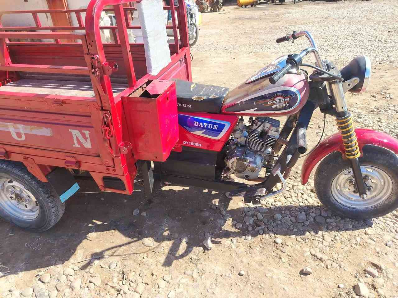 ستوته للبيع موديل 18 جاهزه محرك كهربائيات تايرات سلف هندر السعر 950 واسط العزيزيه
***********
***********
