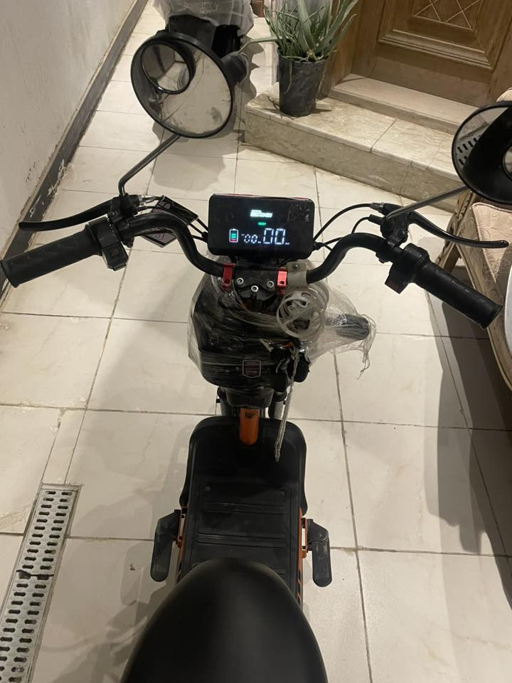 السلام عليكم هاي دراجه شحن للبيع200وبيه مجال بصمه وقفل تايرمواصله عل مازنجر***********
