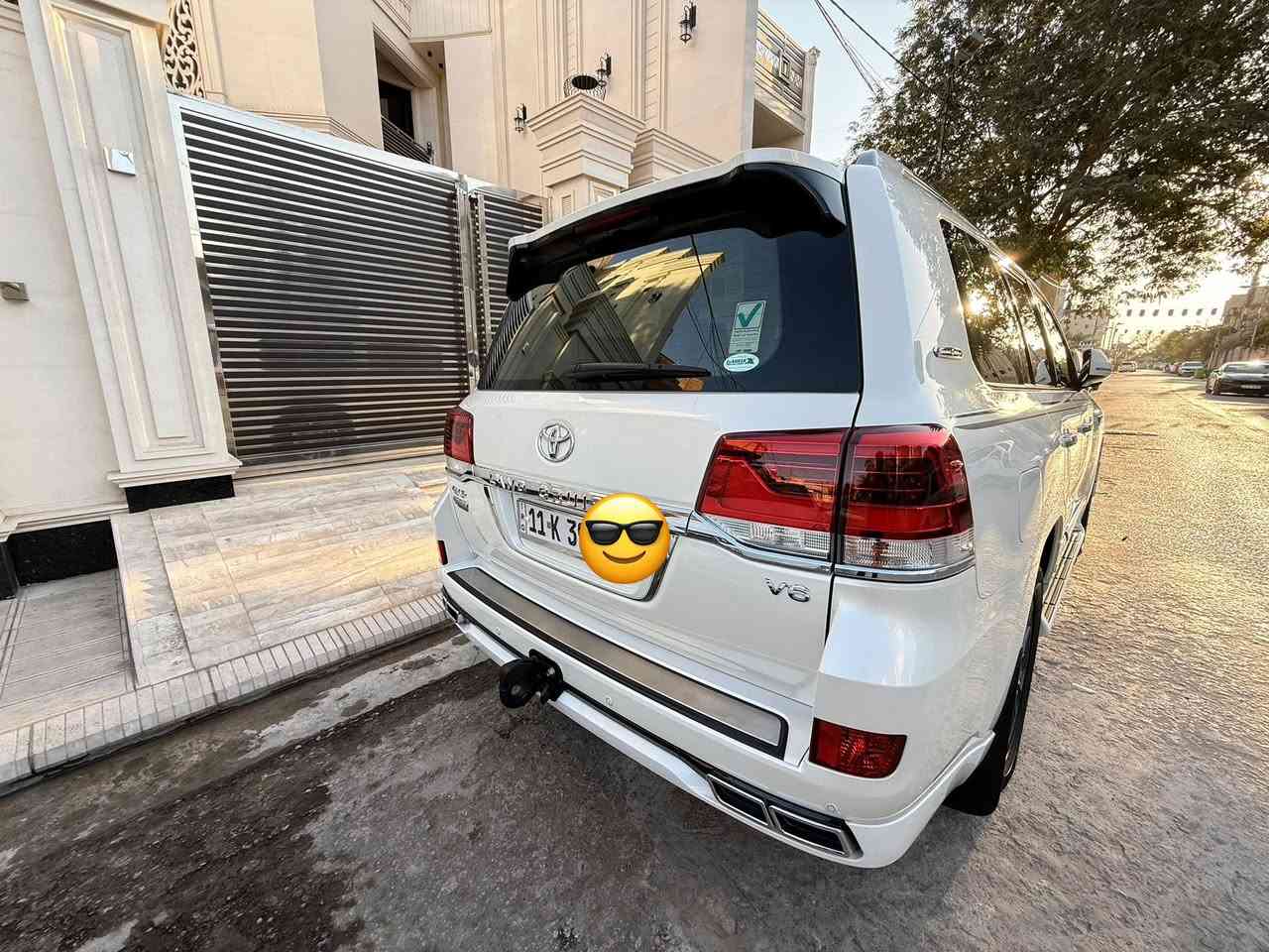 السلام عليكم 
لاندكروز 2020 ساز باب اول 
ماشيه 19 الف 
***********
